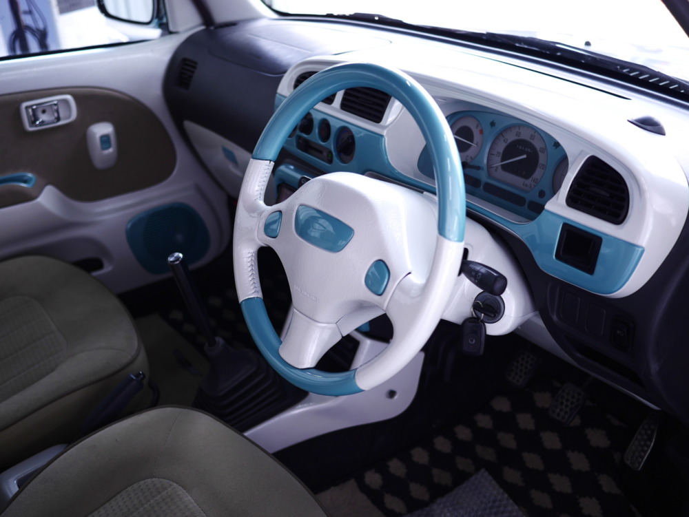 ミラジーノカスタム 内装ペイント | 自動車のキズ・ヘコミ・事故修理  